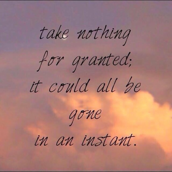 Meet your Posher, Elaine - Picture 3 of 3